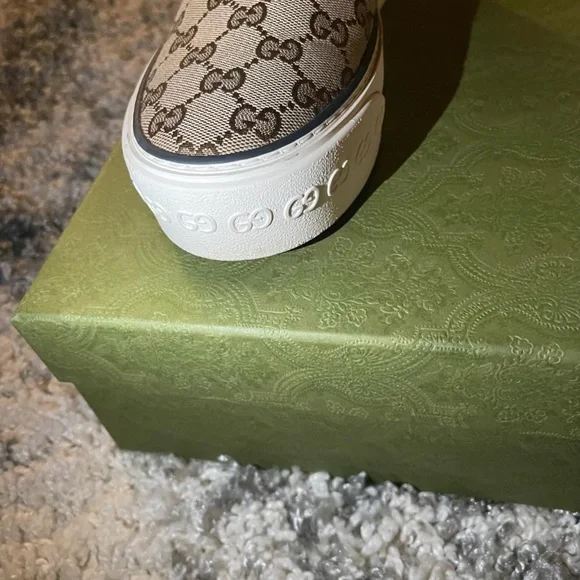 Gucci slip on sneaker - Picture 4 of 5